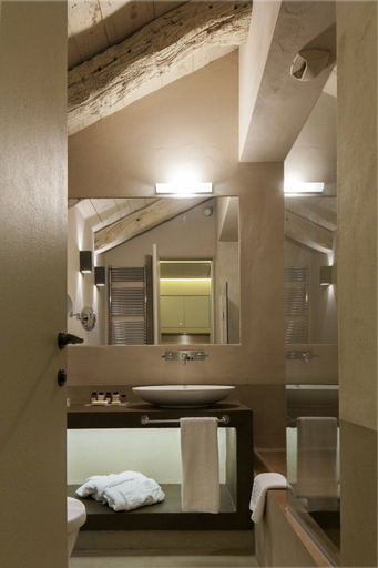 Bathroom 3, Palazzo Righini, Cuneo