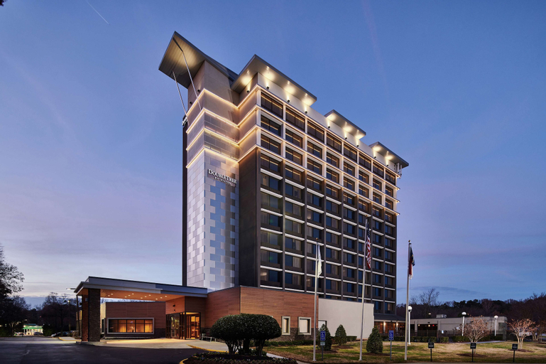 DoubleTree by Hilton Raleigh Crabtree Valley, Wake