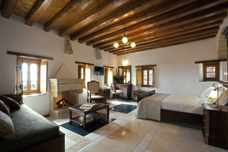 Bedroom 2, Likinia Hotel, Peloponnese