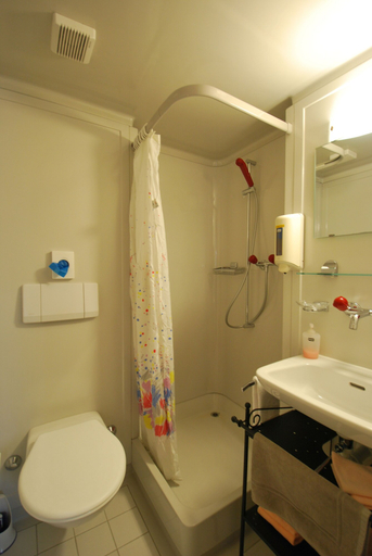 Bathroom 4, Albergo Ristorante Baldi, Leventina