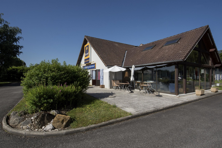 Exterior & Views 2, Kyriad Geneve - Saint-Genis-Pouilly, Ain
