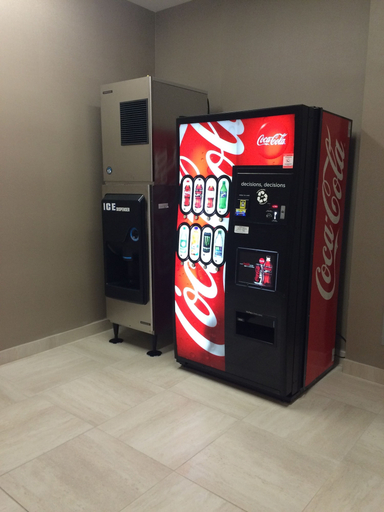 Food & Drinks 5, Meridian Inn & Suites Lloydminster, Division No. 10