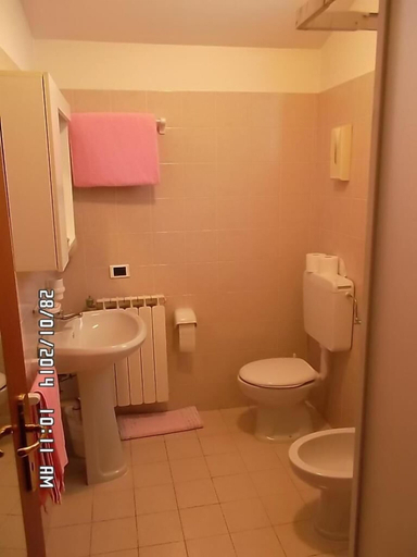 Bathroom 3, Hotel Residence La Rosa, Bergamo