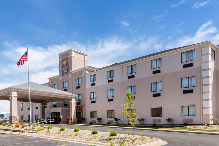 Exterior & Views 2, Comfort Inn La Porte, LaPorte