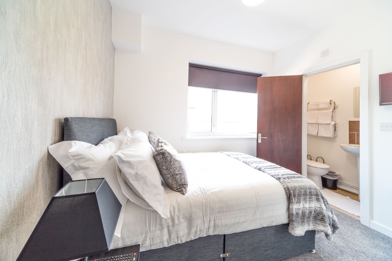 Bedroom 3, Kirks Korner Hotel, North Lincolnshire