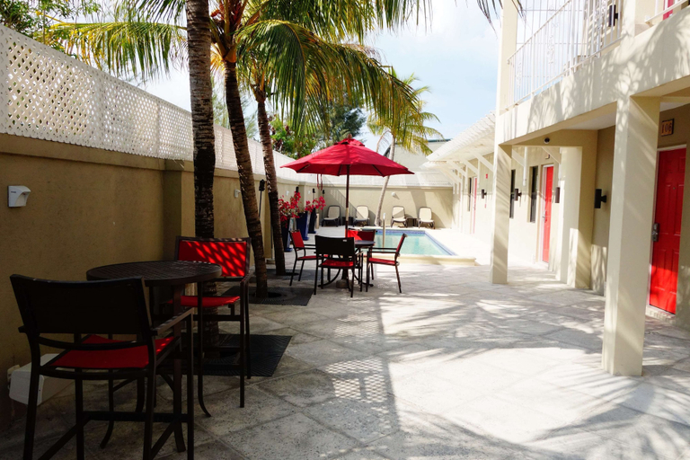 Exterior & Views 2, The Lodgings Hotel SureStay Collection by Best Western
