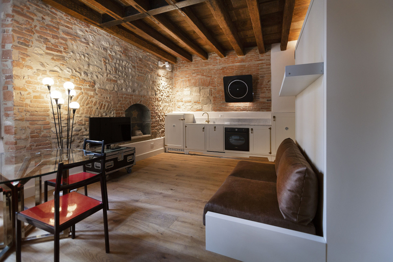 Others 4, Residenza Palazzo Brenzoni, Verona