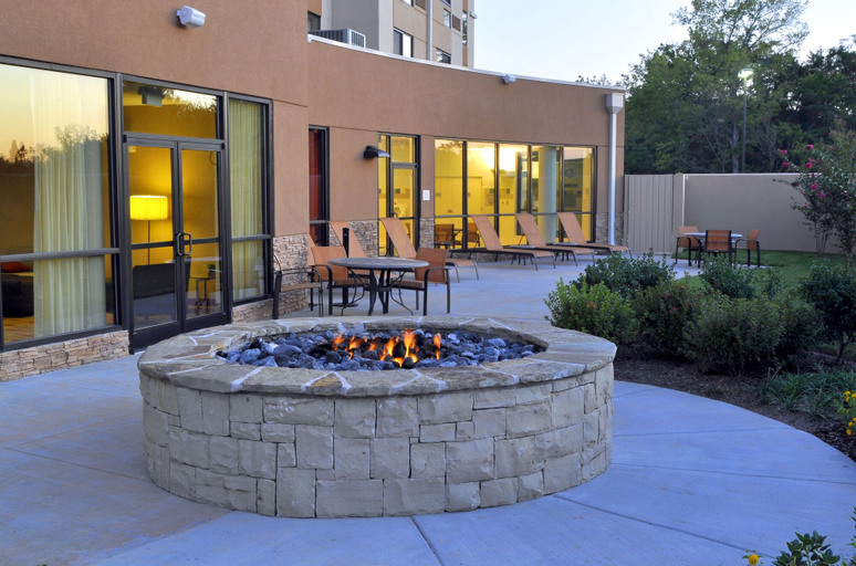 Exterior & Views 2, Courtyard by Marriott Clarksville, Montgomery