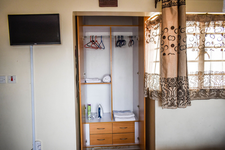 Bathroom 2, Affordable furnished studio apartment, Starehe