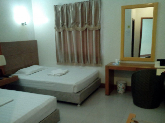 Bedroom 8