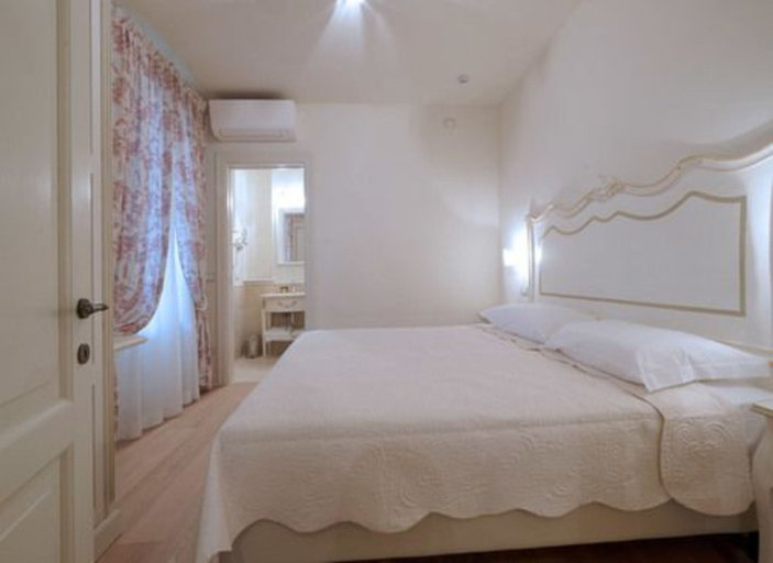 Bedroom 4, Garda Apartments San Vigilio Golf, Brescia