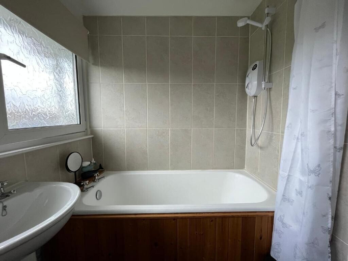 Bathroom, Inverness house, Highland