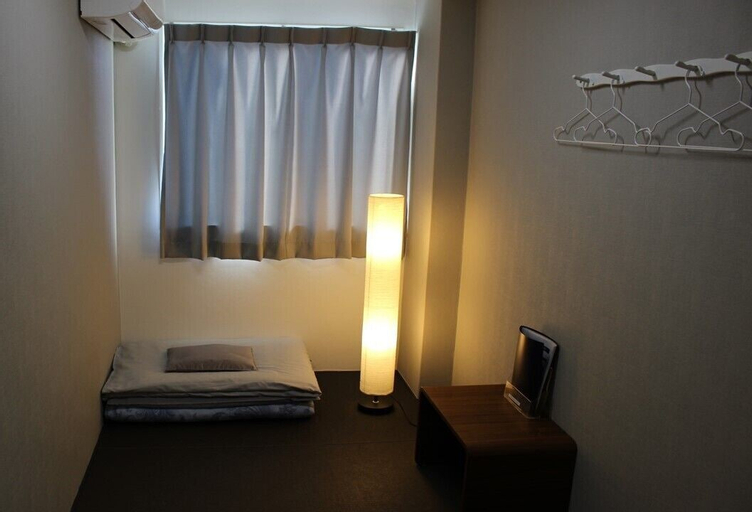 Bedroom 3, Hotel Zipang, Osaka