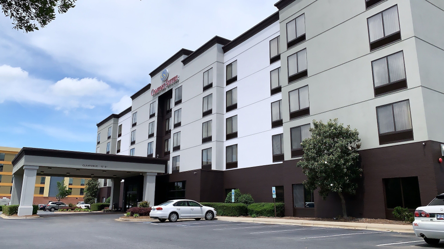 Exterior & Views 2, Comfort Suites Northlake, Mecklenburg