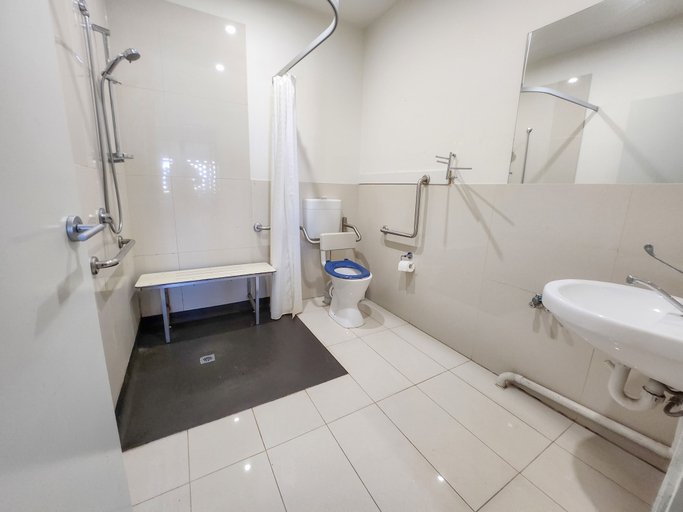 Bathroom 4, Exodus Dandenong Apartment Hotel, Gr. Dandenong - Dandenong