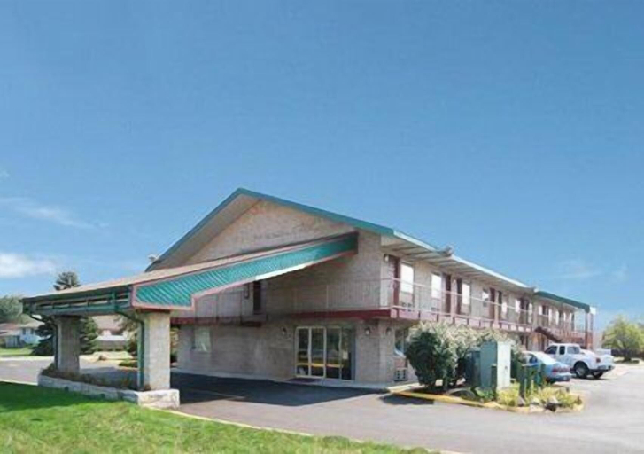 Exterior & Views 2, Econo Lodge Columbus Area, Franklin