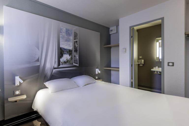 Bedroom 4, B&B HOTEL Périgueux Boulazac, Dordogne