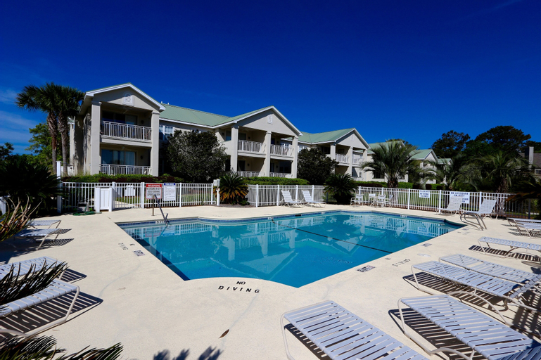 Sport & Beauty, Windward Point Condominiums, Glynn