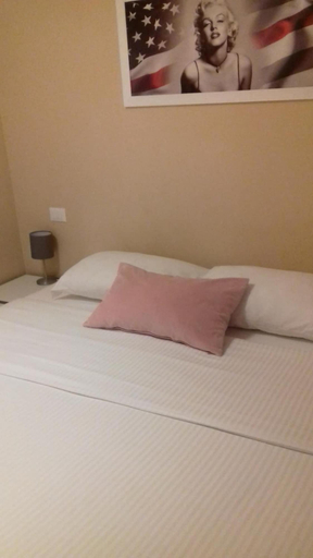 Bedroom 4, Paradise Inn, Livorno
