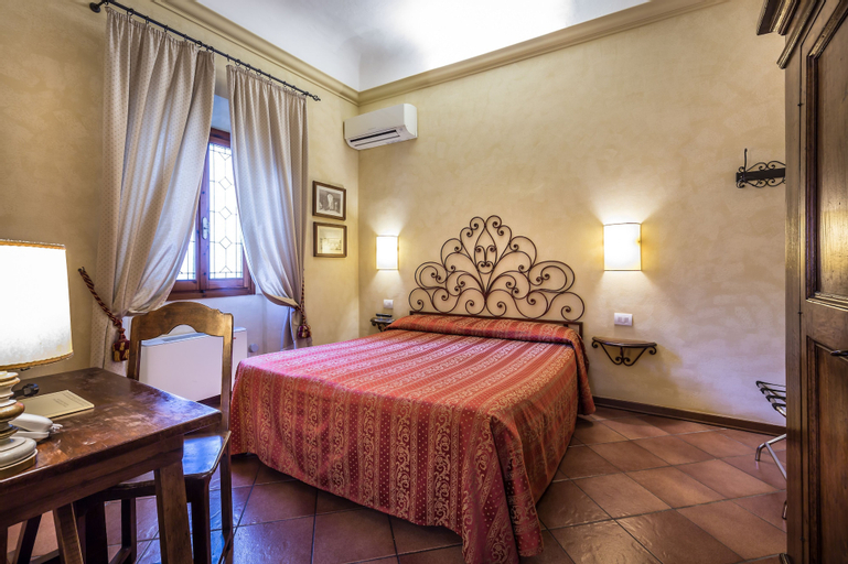 Bedroom 1, Hotel Marios, Florence