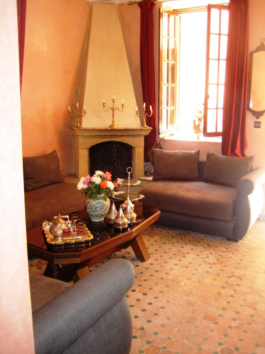 Others 5, Riad Douirtna, Marrakech