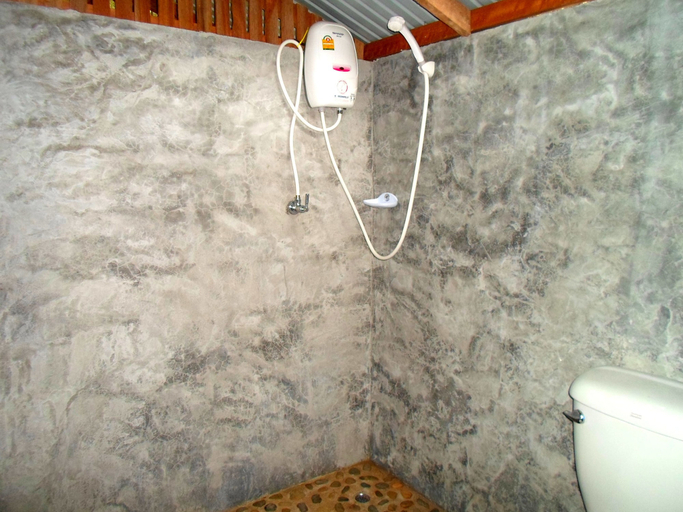 Bathroom 3, Khao Sok Cabana Resort, Phanom