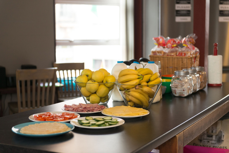 Food & Drinks 5, The Times Hostel - College Street, Dublin