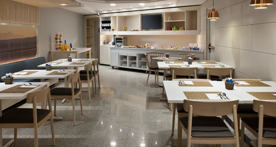 Food & Drinks 5, NH Madrid Atocha, Madrid