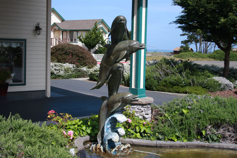Exterior & Views 2, Emerald Dolphin Inn & Mini Golf, Mendocino