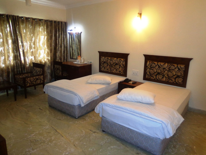 Bedroom 2, Hotel Taj Darbar, Gaya