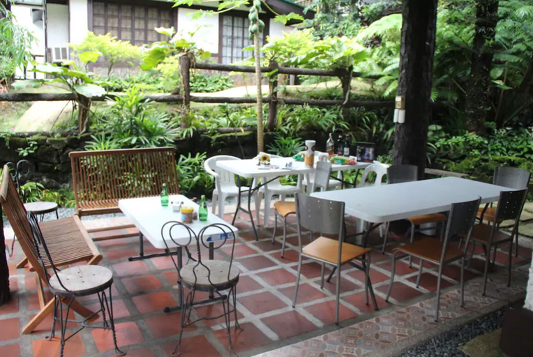 Food & Drinks 4, Miguel's Place at Canyon Woods Resort, Calaca
