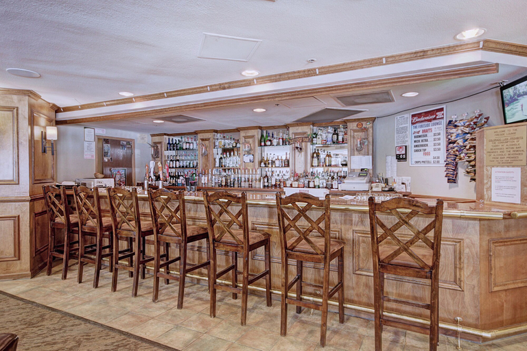 Food & Drinks, River Mountain Lodge, A Vail Resorts Property, Summit