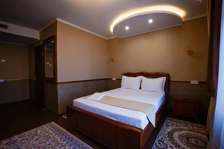 Bedroom 4, Salut Hotel Almaty, Almaty