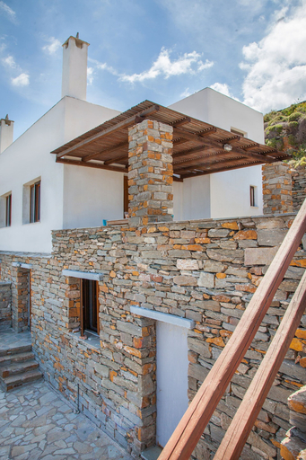 Exterior, Karthea VI, South Aegean