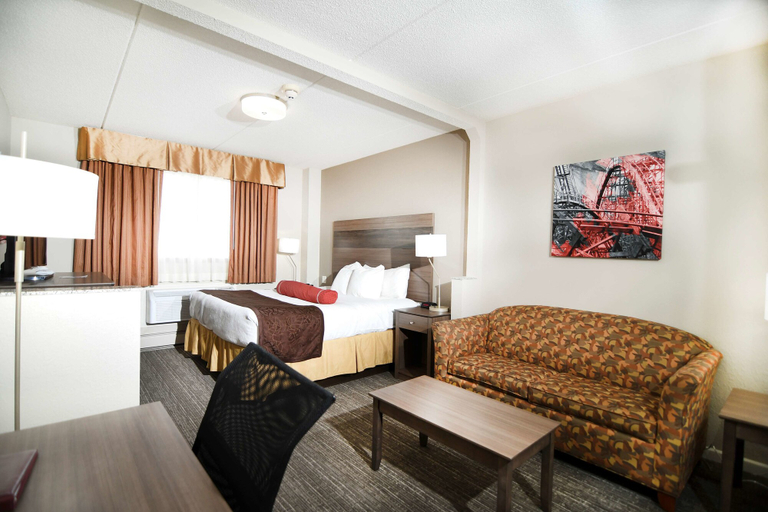 Bedroom 4, Best Western Plus Sandusky Hotel & Suites, Erie