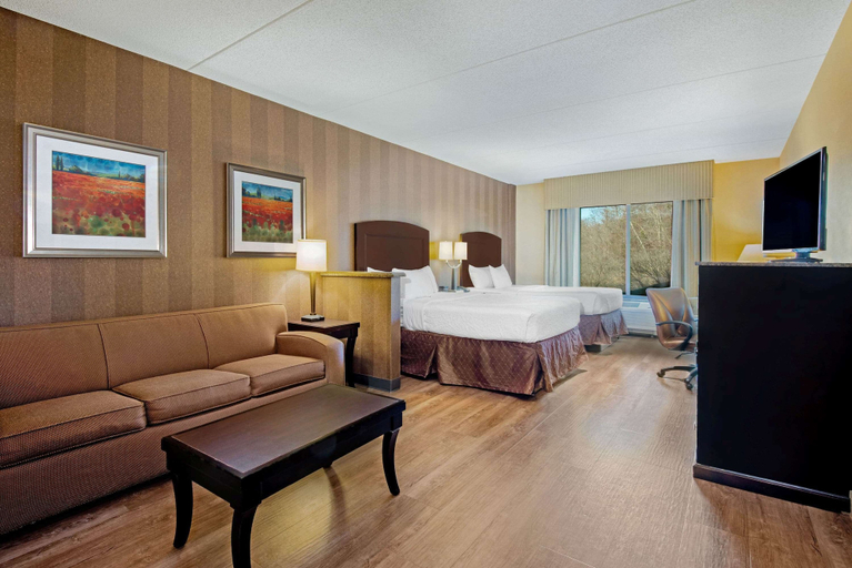 Bedroom 4, La Quinta Inn & Suites by Wyndham Bel Air/I-95 Exit 77A, Harford