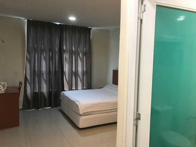Bedroom 3, Aeton Hotel, Seremban