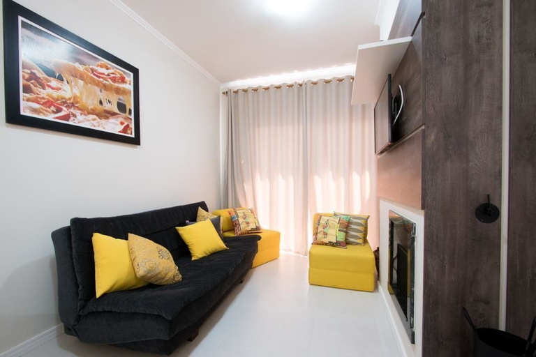 Others 5, Residencial Onze-1, Gramado