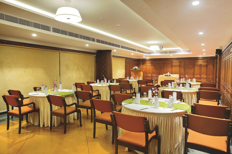 Food & Drinks 5, Le Maritime, Ernakulam