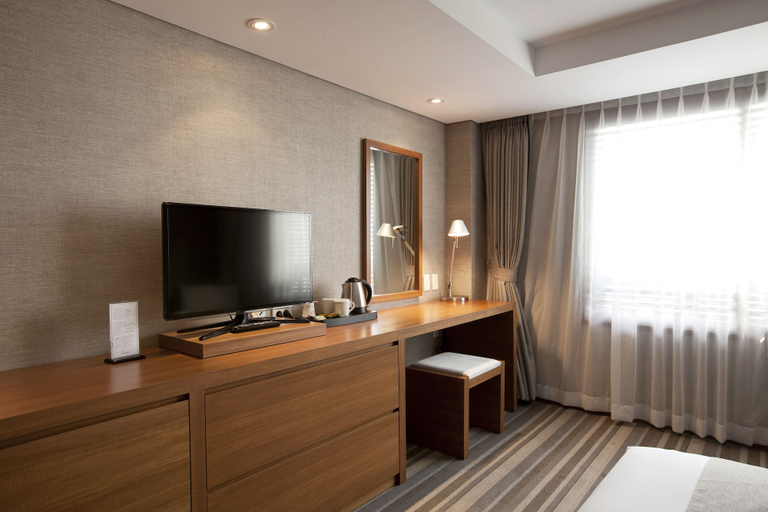 Others 5, The Cheil Hotel Onyang, Asan