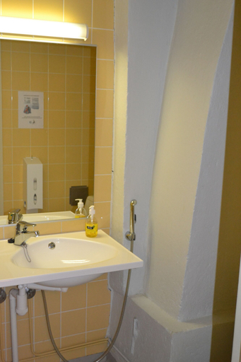 Bathroom 4, Kirjakkalan Ruukkikylä, Finland Proper