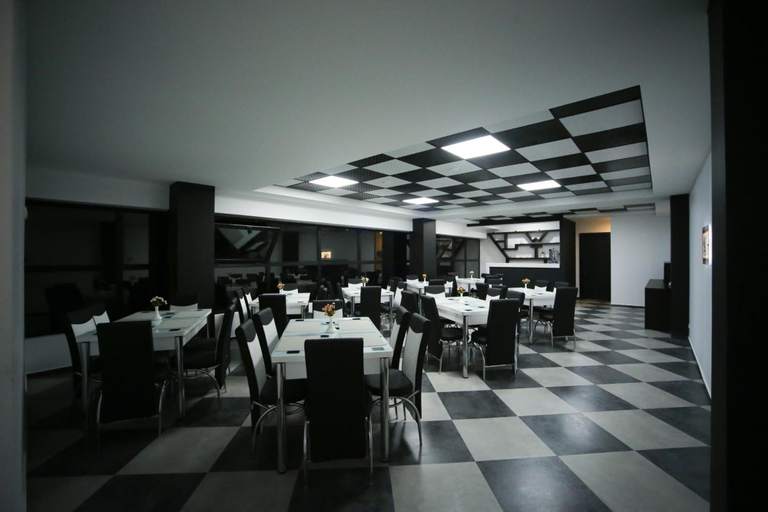 Food & Drinks 5, West Tower Hotel, Tskaltubo