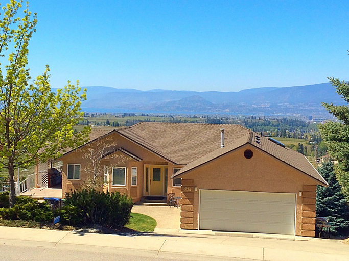 Exterior & Views, Acker Vacation Homes & Suites, Central Okanagan