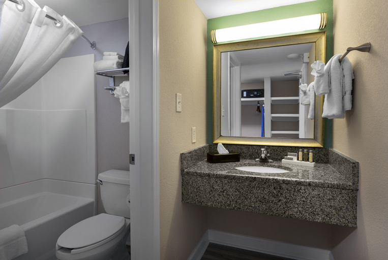 Bathroom 4, Caribbean Resort & Villas, Horry