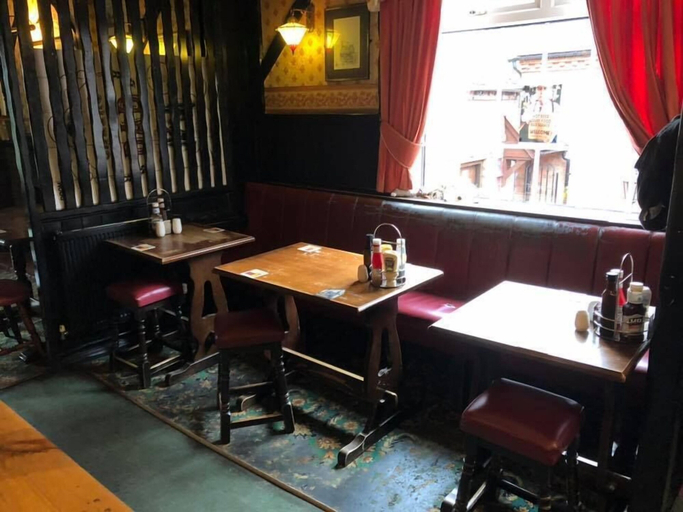 Food & Drinks 3, The Dog & Doublet Inn, Warwickshire