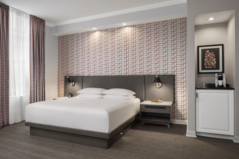 Bedroom 2, Hyatt Centric Downtown Minneapolis, Hennepin