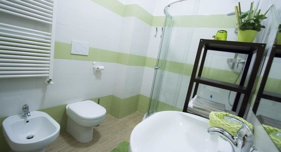 Bathroom 3, Agriturismo La Casa nel Cielo, Ancona