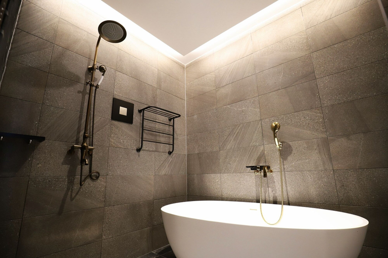 Bathroom 5, Hotel Bentley, Chuncheon