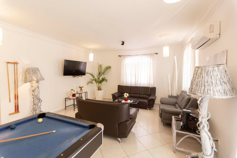 Others 5, Private 6 Bedroom Villa Great for Parties, Sosua