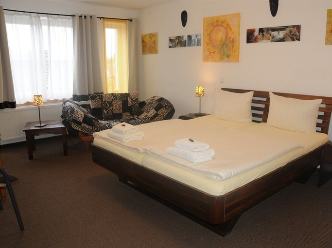 Bedroom 3, Pension Bella Vista, Bochum
